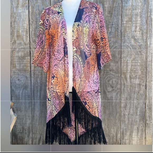 Romeo & Juliet Duster|Kimono|Fringes cool pattern accent to complete OOTD size M - Picture 6 of 6